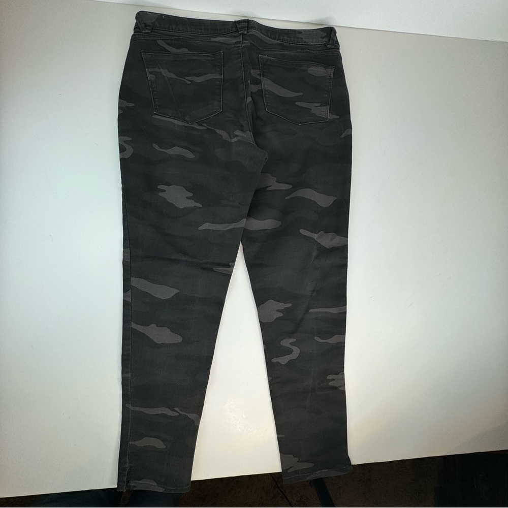 Wit & Wisdom Ab’solution High Waist Camouflage Ankle skinny jeans - Picture 7 of 16
